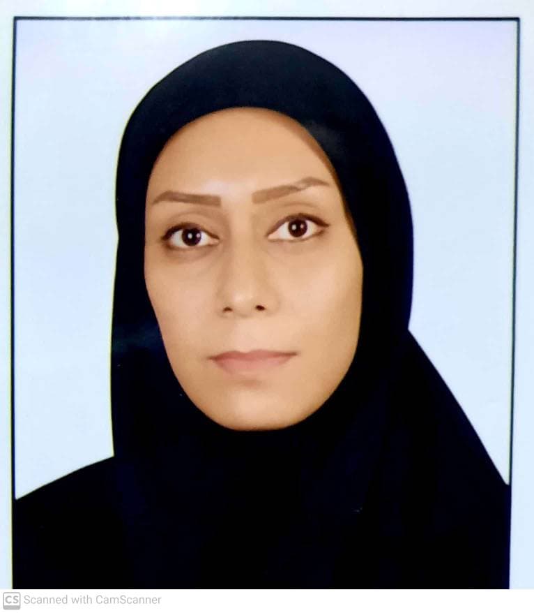 خانم سمیه السادات رودبندی آموزگار پایه ششم دبستان الهام